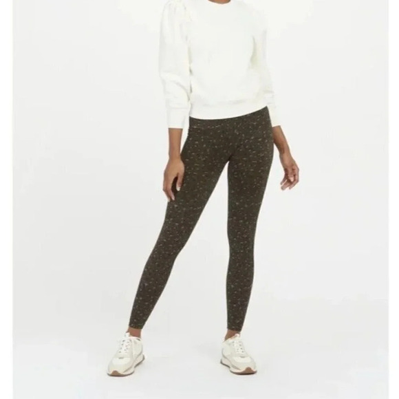 Spanx Look At Me Now Seamless Womens Leopard Olive Leggings Size Medium M - Picture 1 of 12